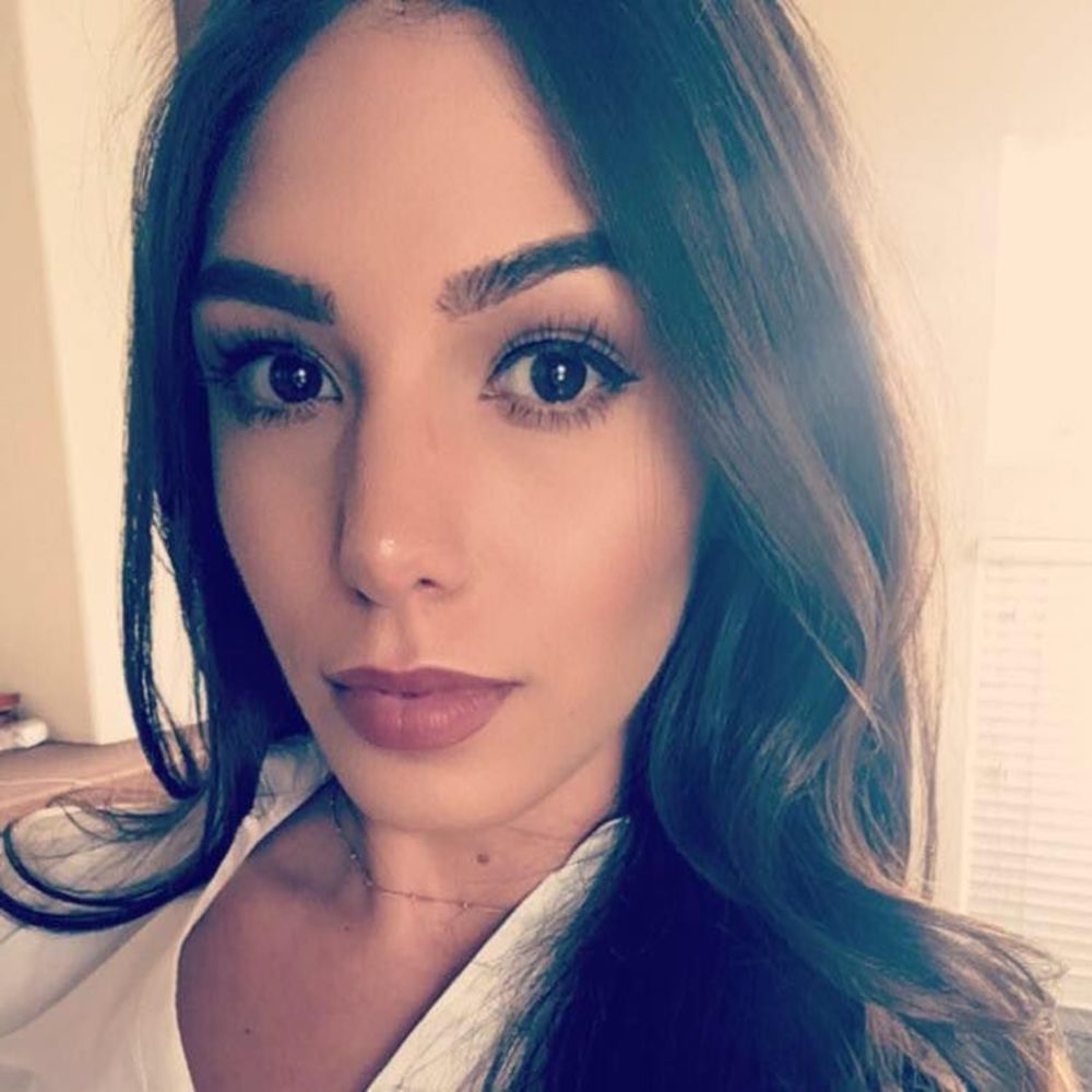 Meet your Posher, Anna